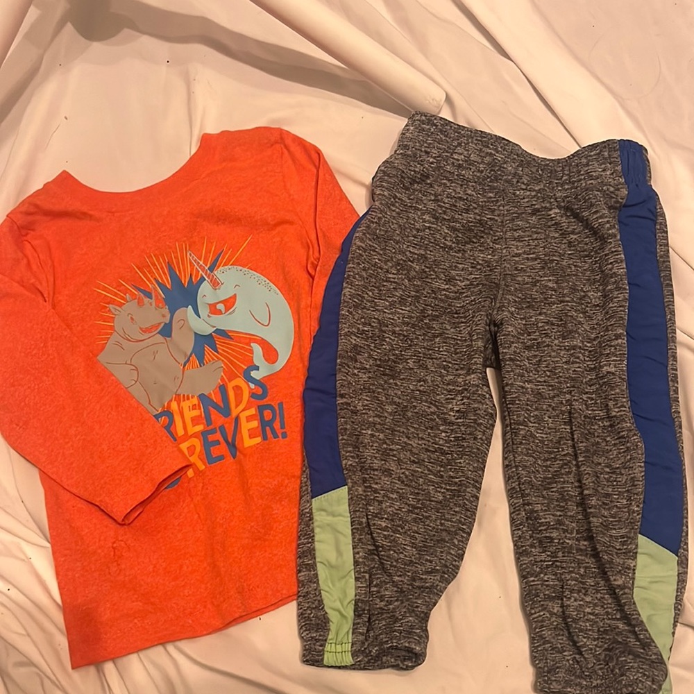 Friends Forever Outfit